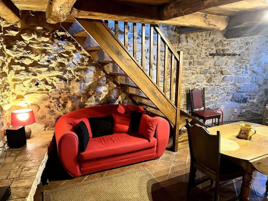La Maison De Blanche Neige Assignan ภายนอก รูปภาพ