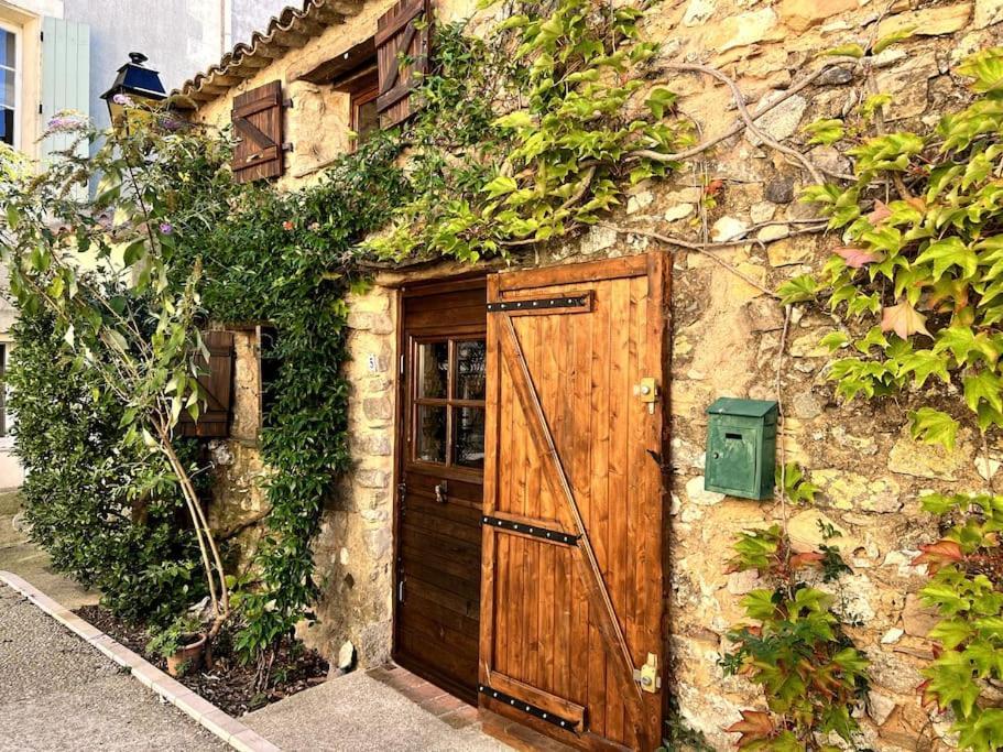 La Maison De Blanche Neige Assignan ภายนอก รูปภาพ